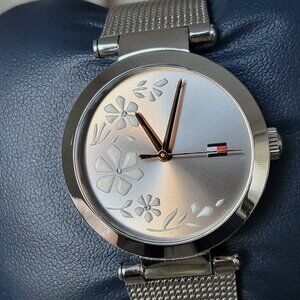 New Tommy Hilfiger  Stainless steel Women's Watch, flowers crystals